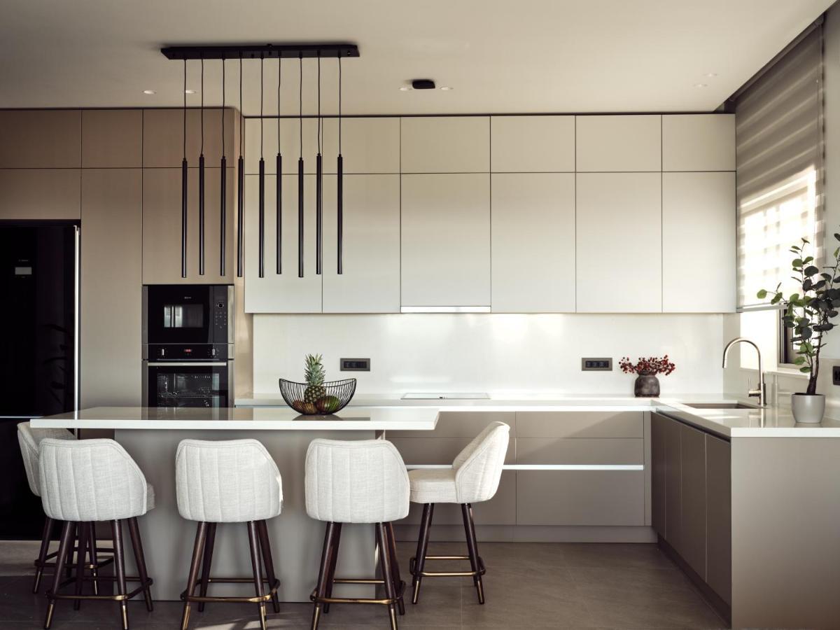 Alexandra Seaview Luxurious Villa, By Thinkvilla * Vasilikí